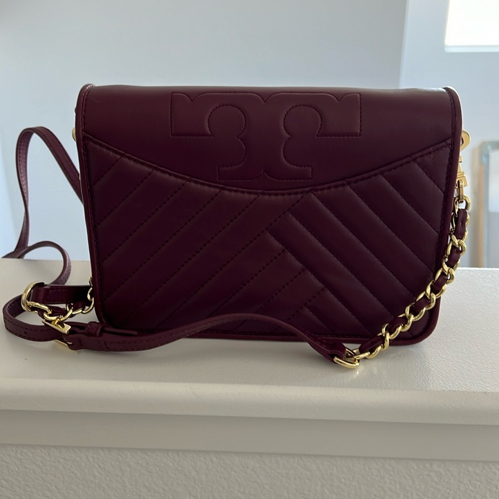 Tory Burch crossbody purse